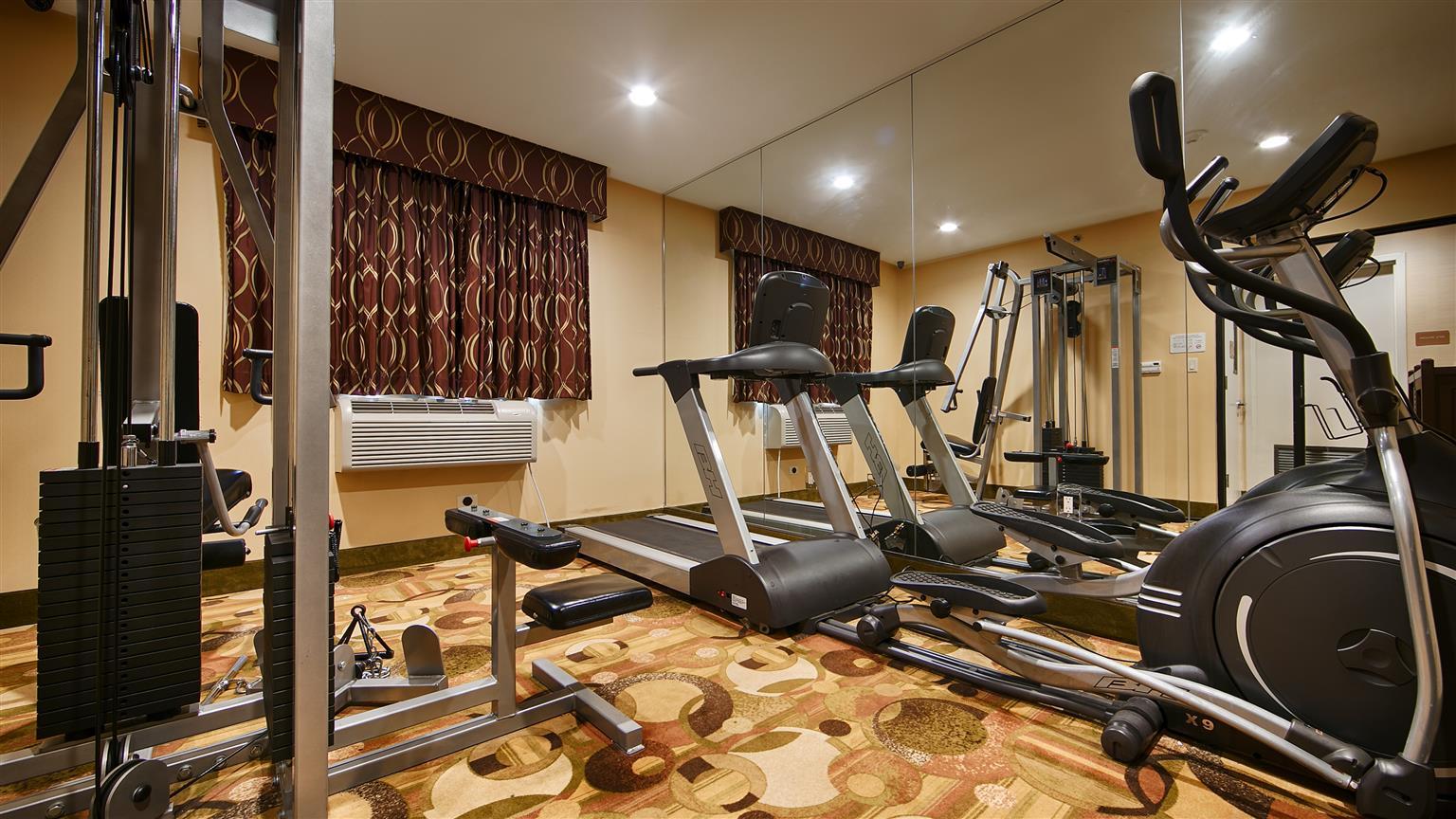 Best Western Plus Arena Hotel Nova York Exterior foto