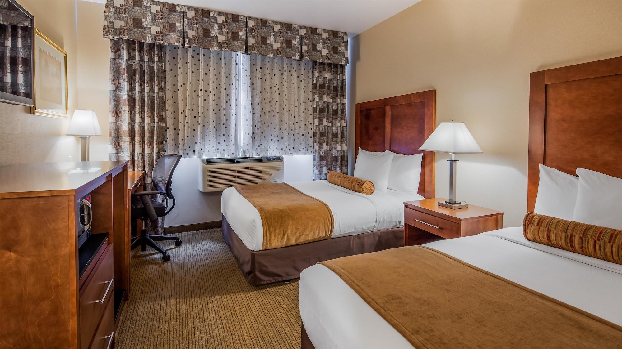 Best Western Plus Arena Hotel Nova York Exterior foto